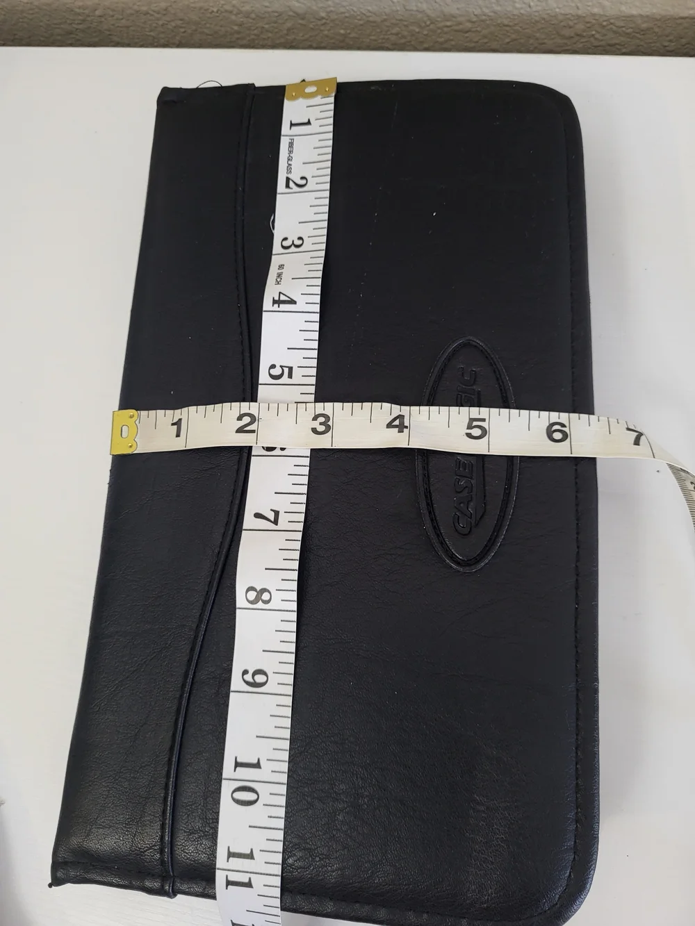 Case Logic CD Case Binder Holds 48 Discs Black Faux Leather Zip Around